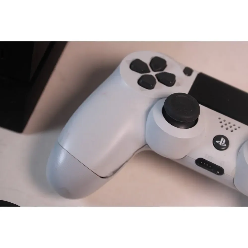 Sony Playstation 4 PS4 500GB Console Bundle, white Controller, charger,